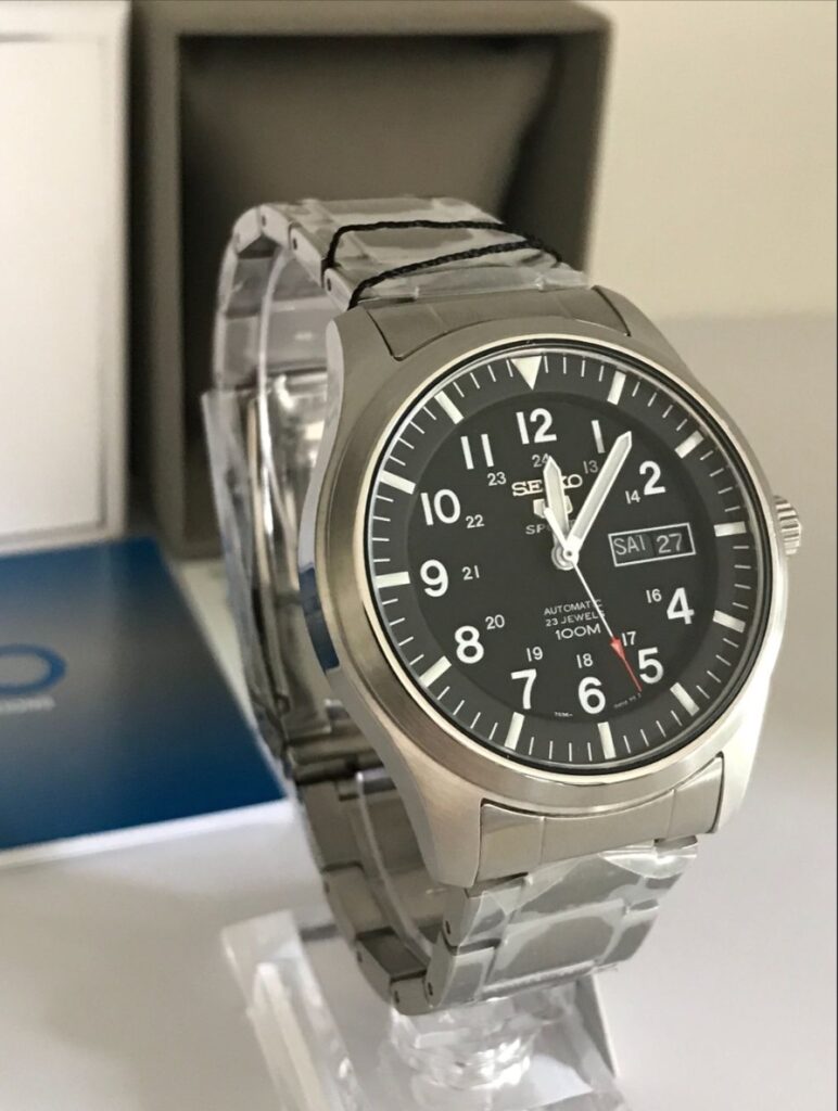 Seiko 5 Day Date Automatic SNZG13K1 45mm ISP Eichenberger